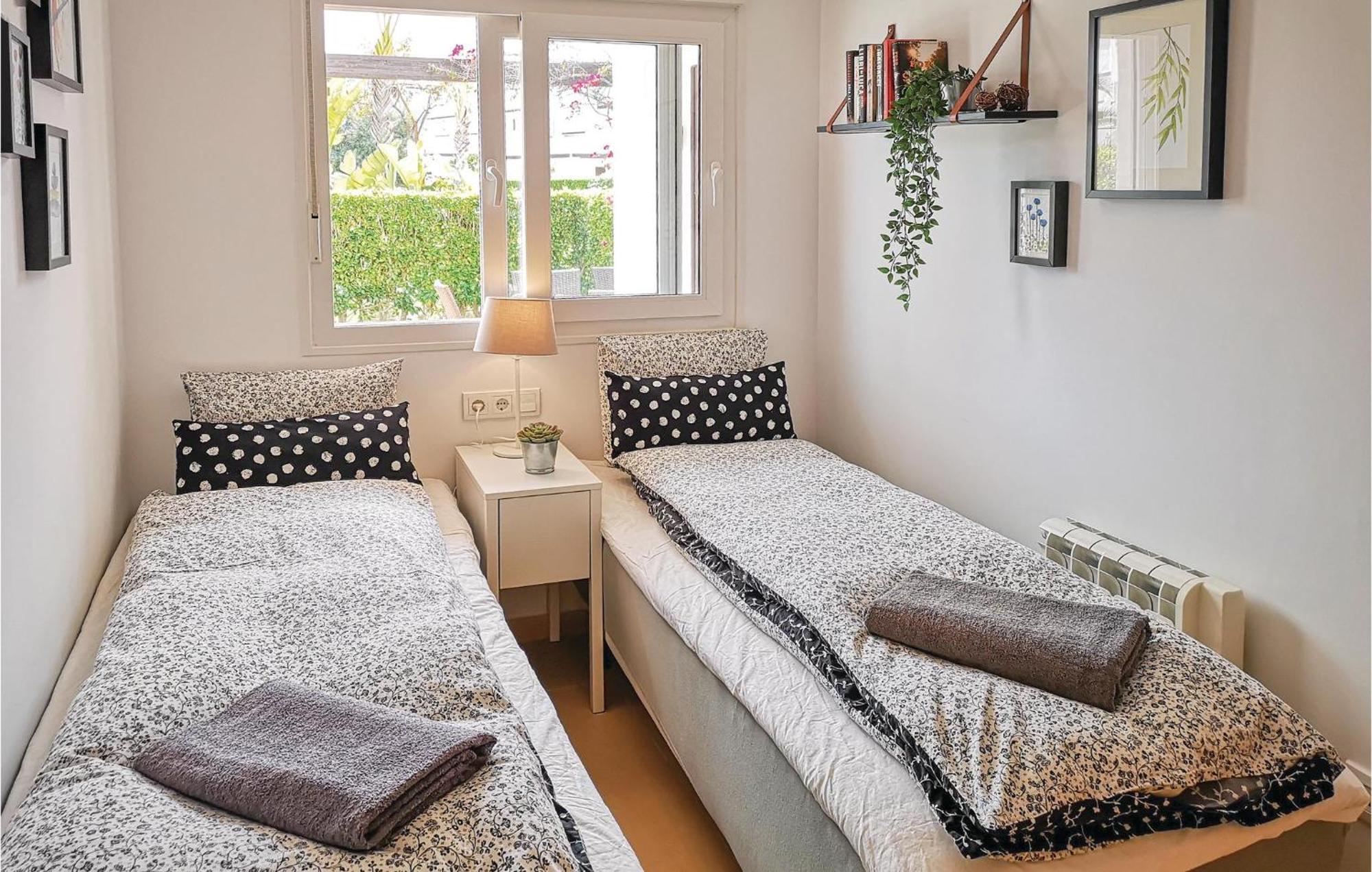 Pet Friendly Apartment In Alhama De Murcia El Romero Luaran gambar